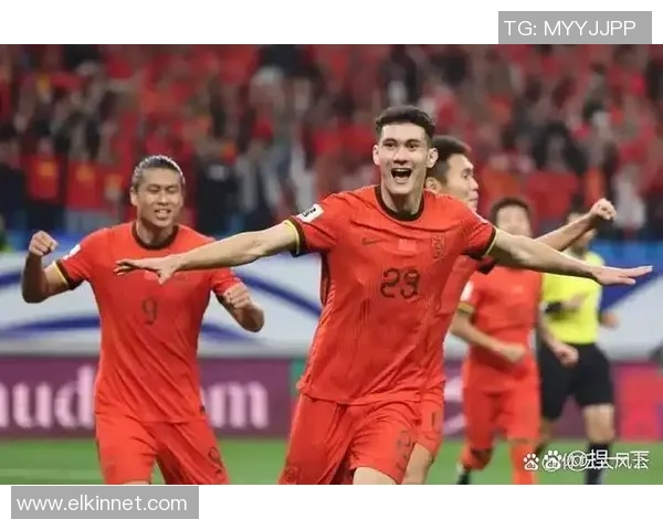 国足迎战乌兹别克世预赛全力争胜展现团队精神与实力